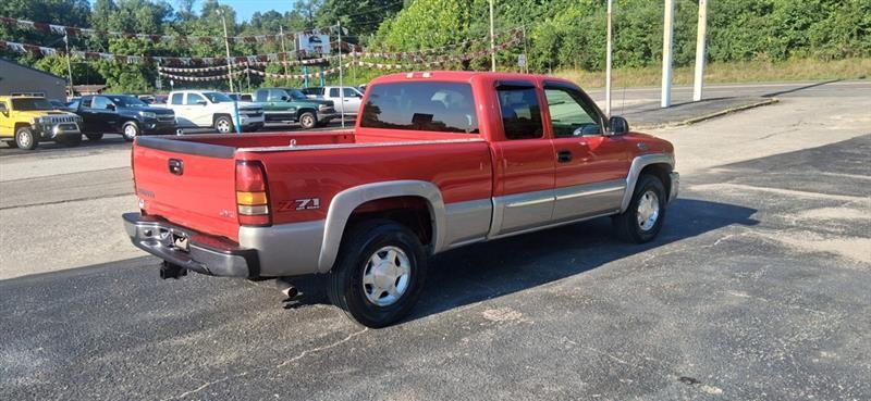 GMC Sierra 1500 SLE Ext. Cab Long Bed 4WD 2004
