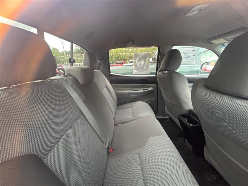 Toyota Tacoma Double Cab V6 6MT 4WD 2015