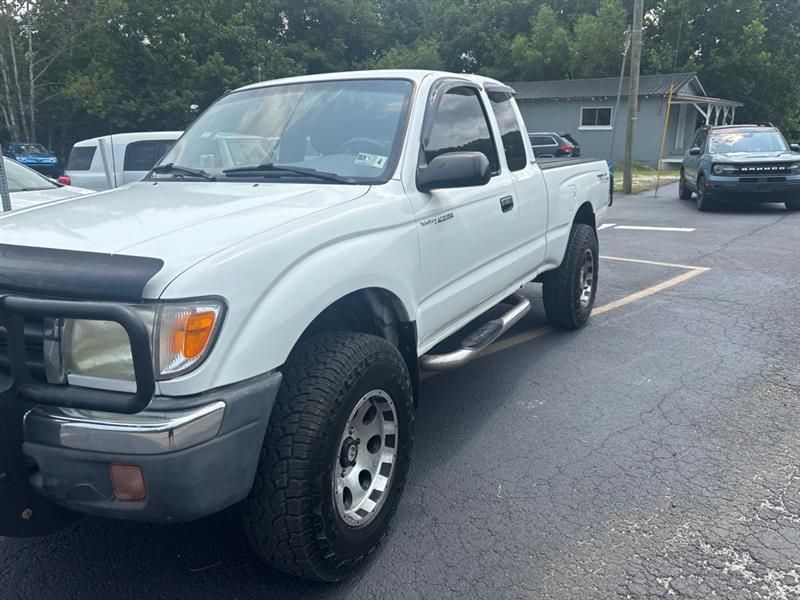 Toyota Tacoma Xtracab V6 4WD 2000