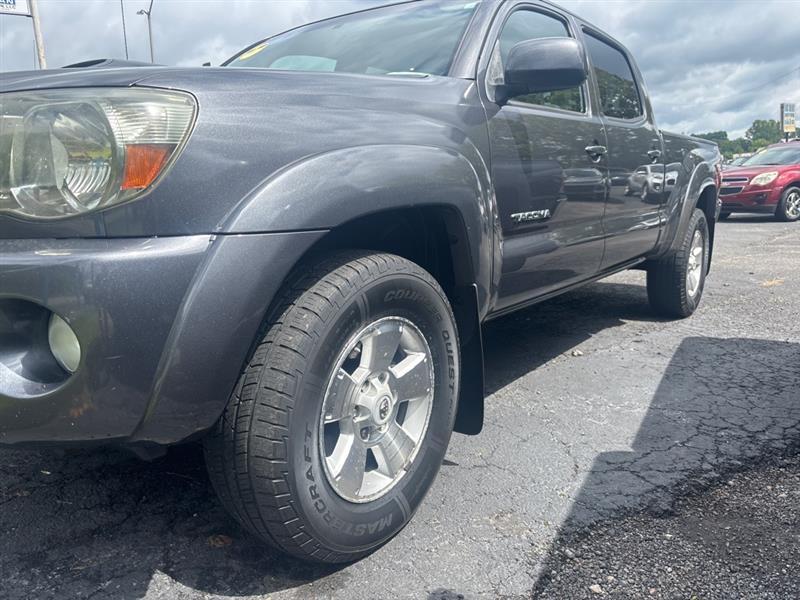 Toyota Tacoma Double Cab Long Bed V6 Auto 4WD 2011