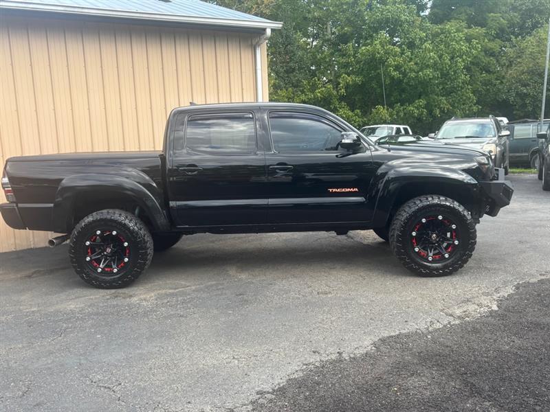 Toyota Tacoma Double Cab V6 5AT 4WD 2014