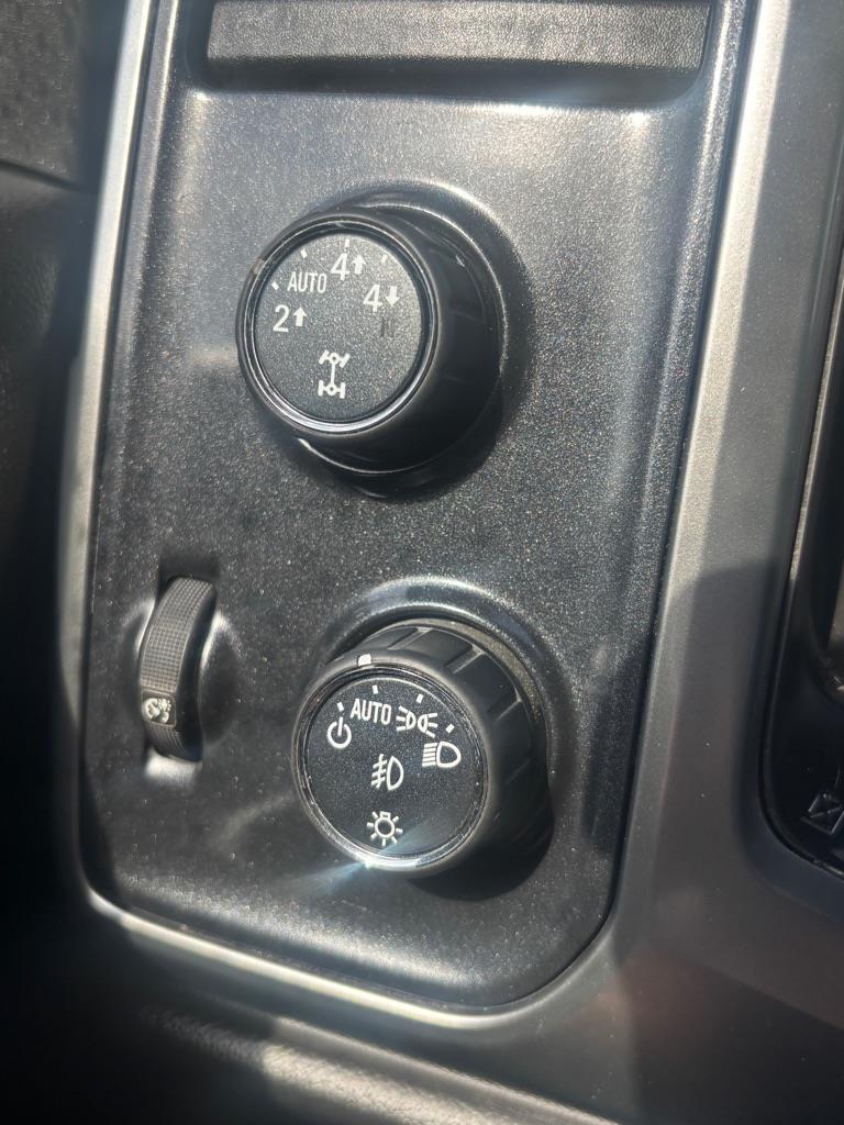 Chevrolet Silverado 1500 1LT Crew Cab 4WD 2014