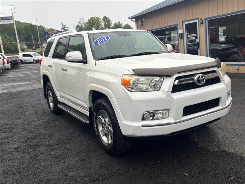 Toyota 4Runner SR5 4WD 2012