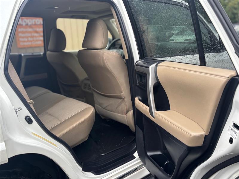 Toyota 4Runner SR5 4WD 2012