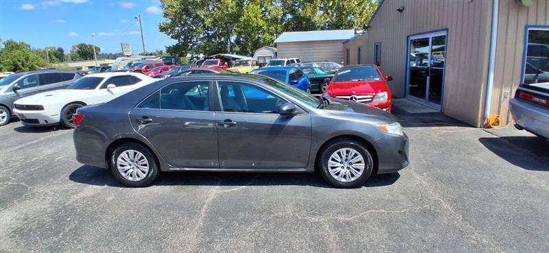 Toyota Camry LE 2014