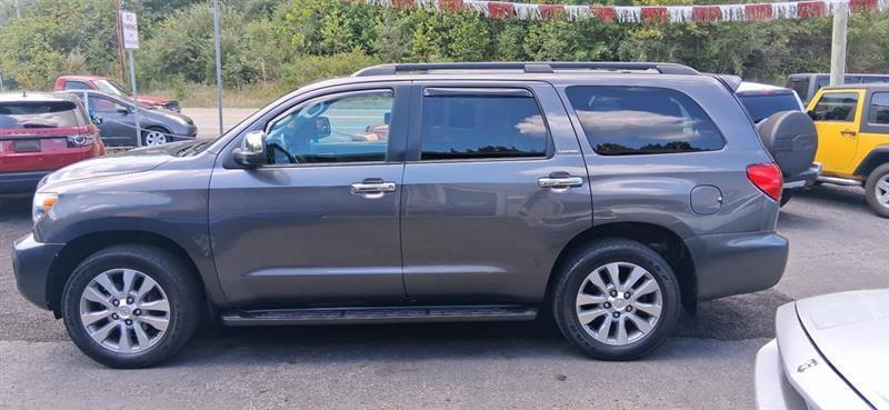 Toyota Sequoia Limited 4WD 2014