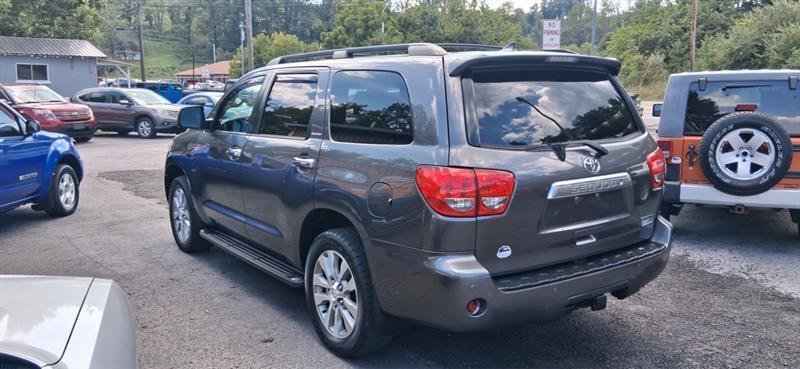 Toyota Sequoia Limited 4WD 2014