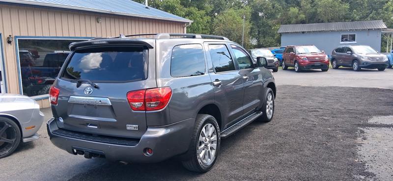 Toyota Sequoia Limited 4WD 2014