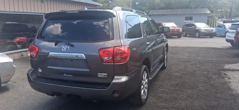 Toyota Sequoia Limited 4WD 2014