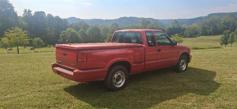 GMC Sonoma SLS Ext. Cab 2WD 1998
