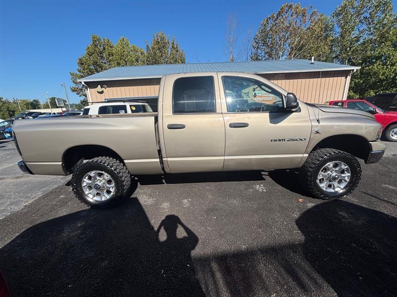 Dodge Ram 2500 SLT Quad Cab Long Bed 4WD 2005