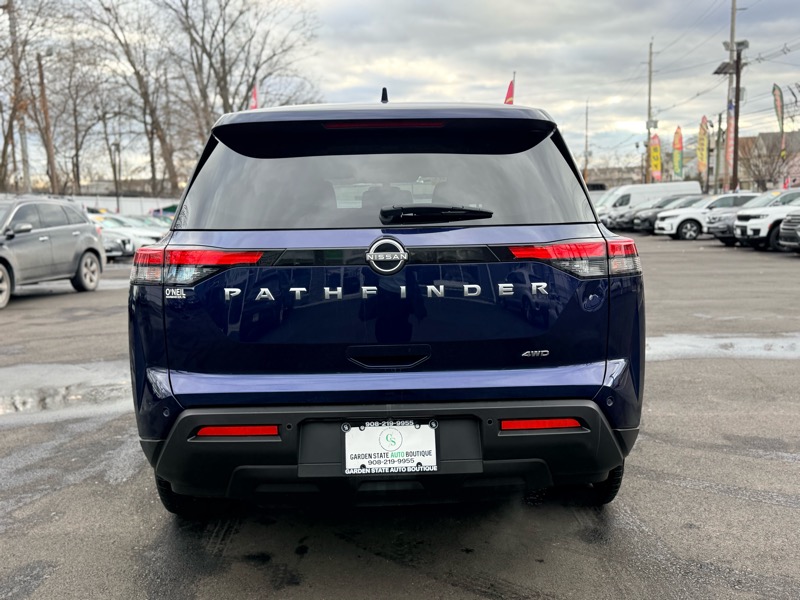 Nissan Pathfinder S 4WD 2022