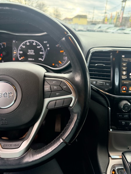 Jeep Grand Cherokee Laredo E 4WD 2021