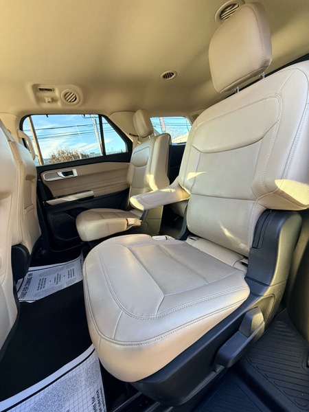 Ford Explorer Limited 2023