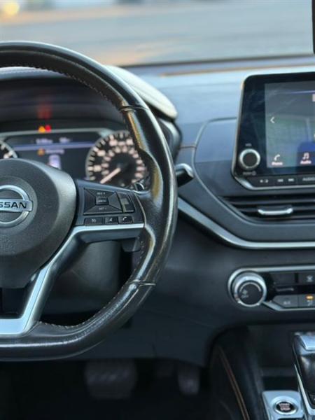 Nissan Altima 2.5 SR AWD 2022