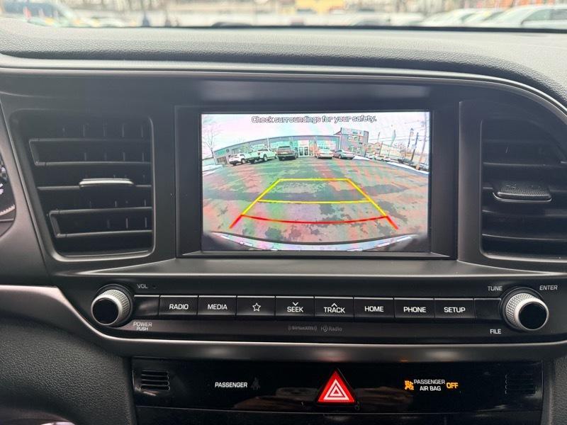 Hyundai Elantra Limited 2020