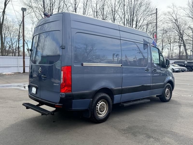 Mercedes-Benz Sprinter 3500 Wagon 144-in. WB 2019