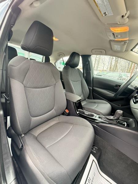 Toyota Corolla LE 2022