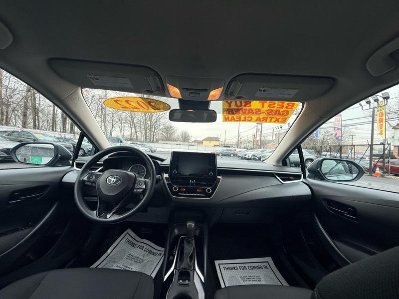 Toyota Corolla LE 2022