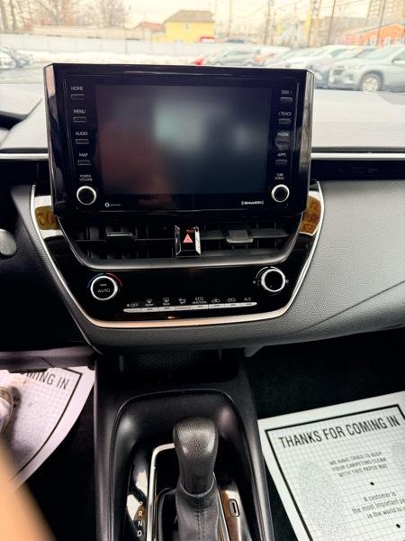 Toyota Corolla LE 2022