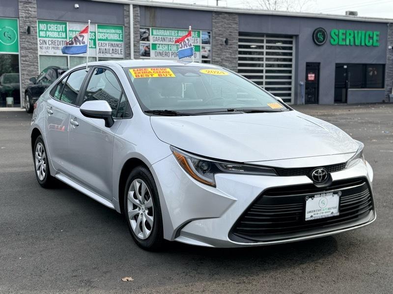 Toyota Corolla LE 2024