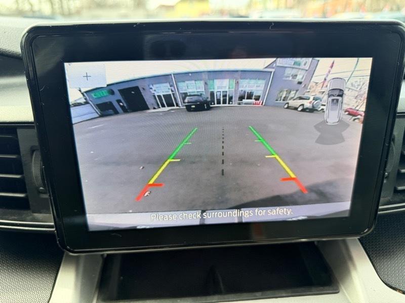 Ford Explorer Base AWD 2022