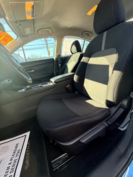 Nissan Sentra SV 2024