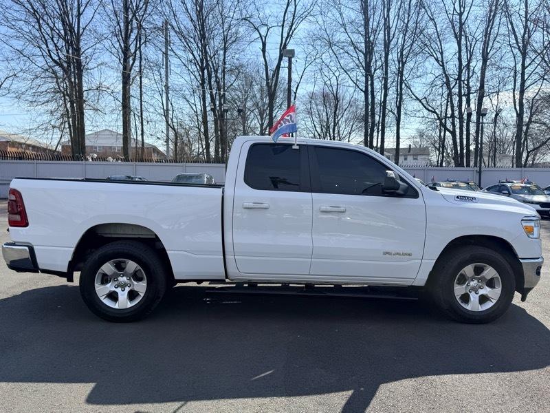 RAM 1500 Big Horn Quad Cab 4WD 2022