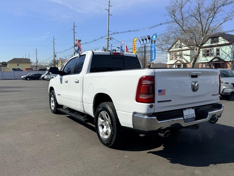 RAM 1500 Big Horn Quad Cab 4WD 2022