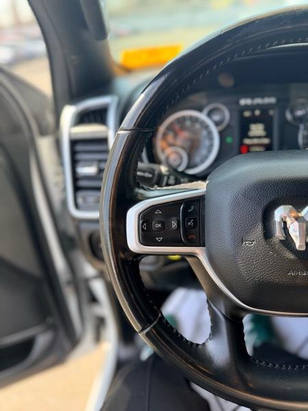 RAM 1500 Big Horn Quad Cab 4WD 2022