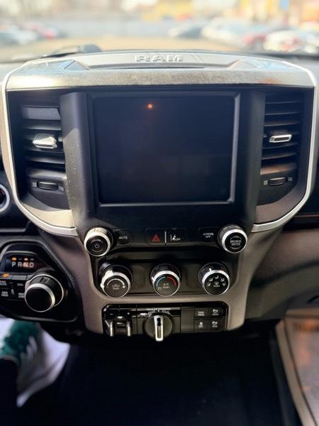 RAM 1500 Big Horn Quad Cab 4WD 2022