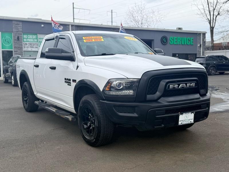RAM 1500 Classic Tradesman Crew Cab SWB 4WD 2022