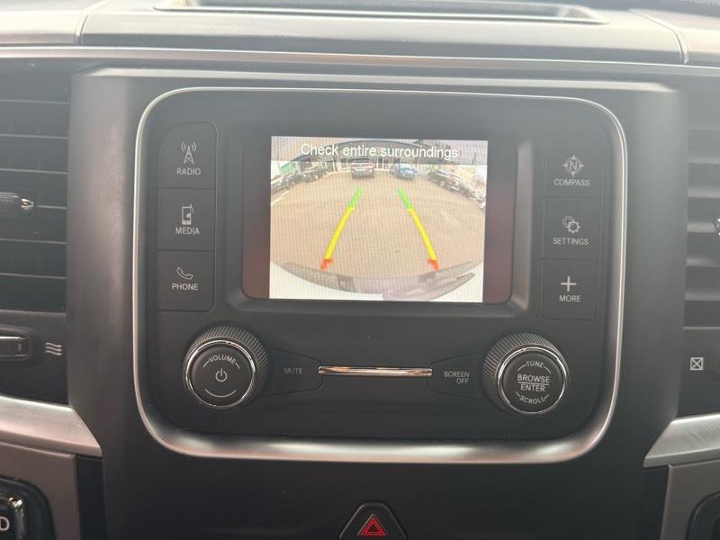 RAM 1500 Classic Tradesman Crew Cab SWB 4WD 2022