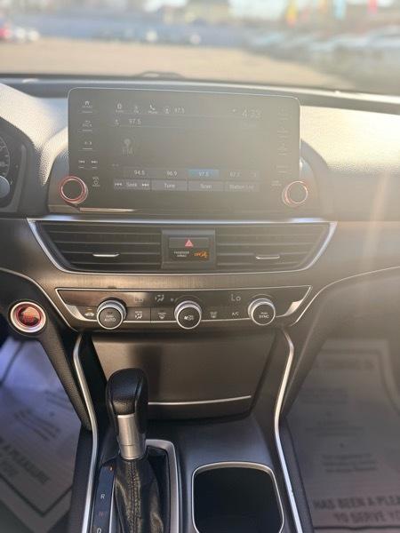 Honda Accord LX CVT 2021