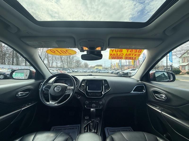 Jeep Cherokee Latitude 4WD 2019