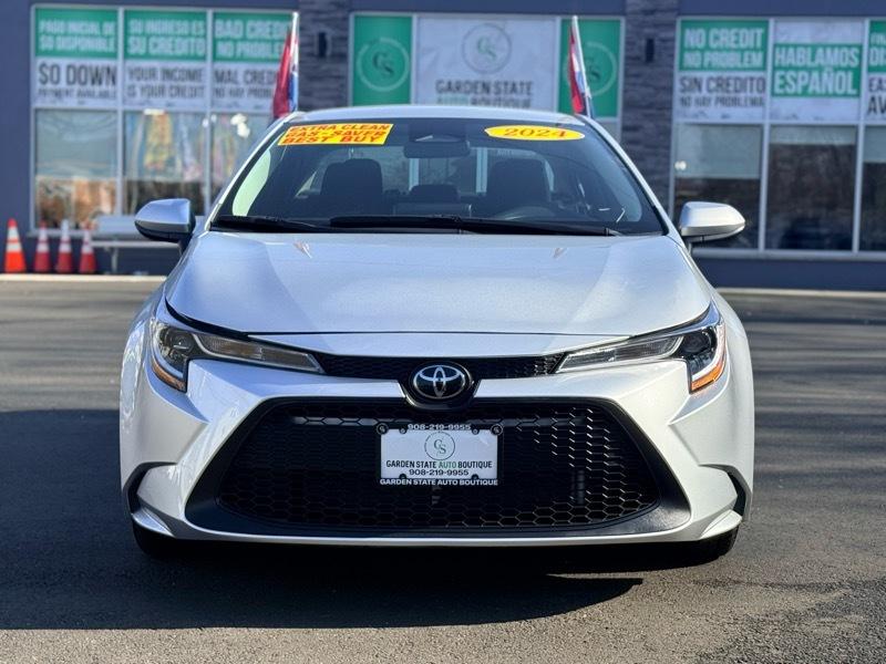 Toyota Corolla LE 2024