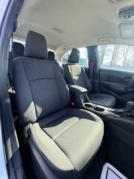 Toyota Corolla LE 2024