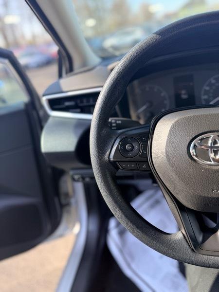 Toyota Corolla LE 2024