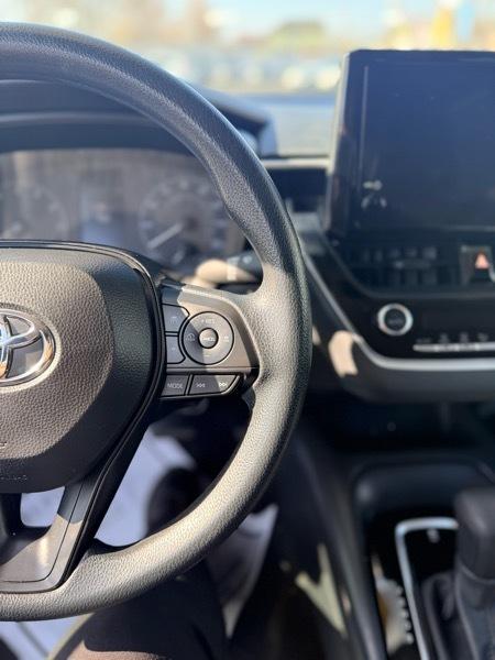 Toyota Corolla LE 2024