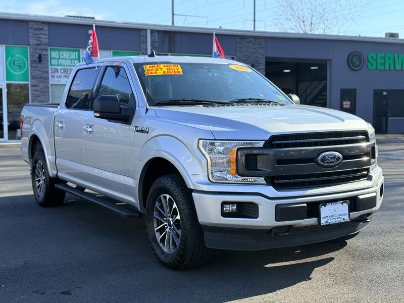 View vehicle photo 3