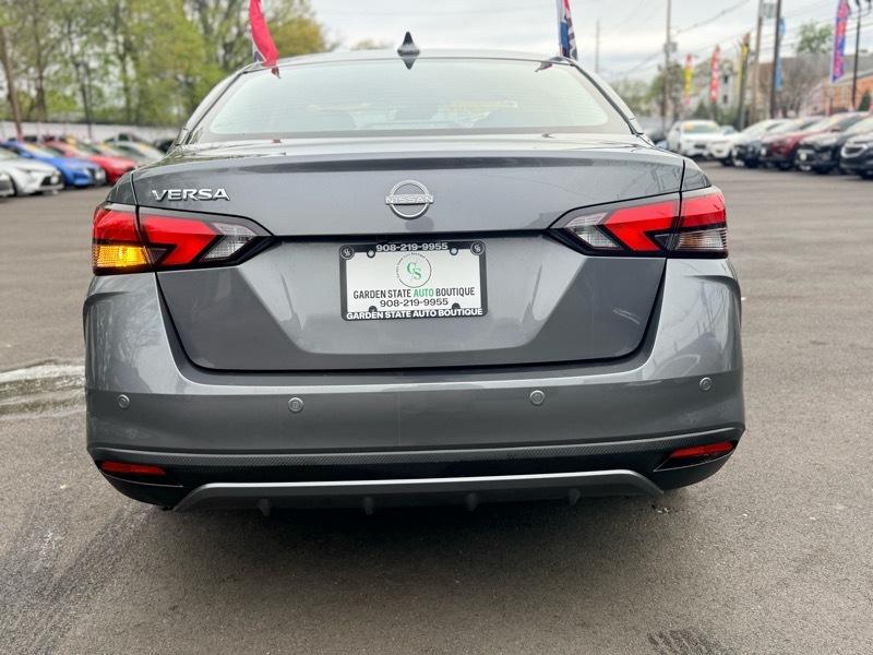 Nissan Versa SV 2025