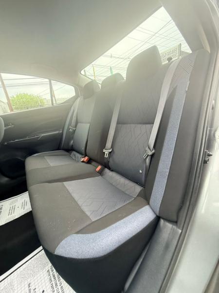Nissan Versa SV 2025