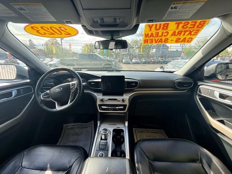 Ford Explorer XLT AWD 2023