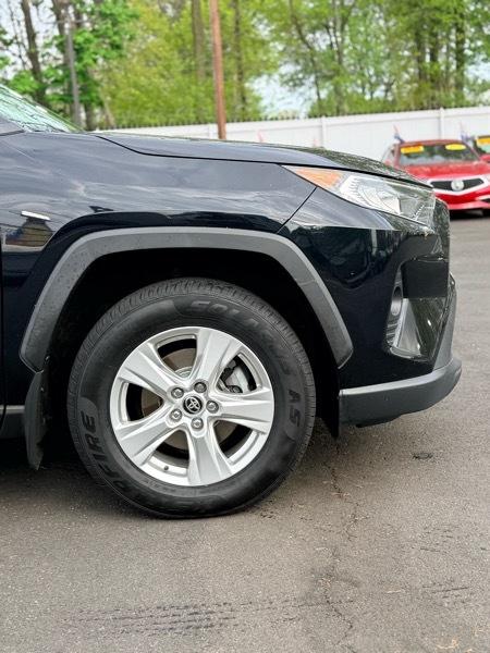 Toyota RAV4 XLE AWD 2020