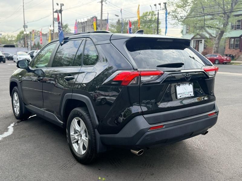 Toyota RAV4 XLE AWD 2020