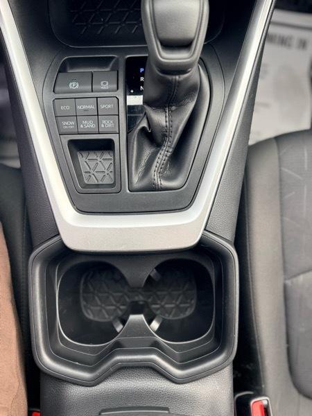 Toyota RAV4 XLE AWD 2020