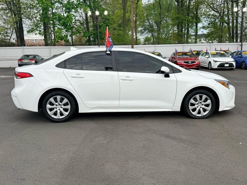 Toyota Corolla LE 2022