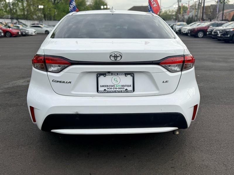 Toyota Corolla LE 2022
