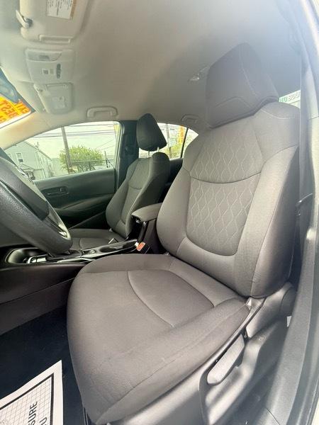 Toyota Corolla LE 2022