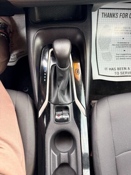 Toyota Corolla LE 2022